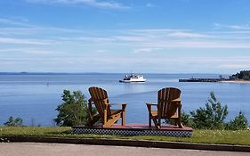 Motel Et Chalets Bo-Fleuve Evangeline