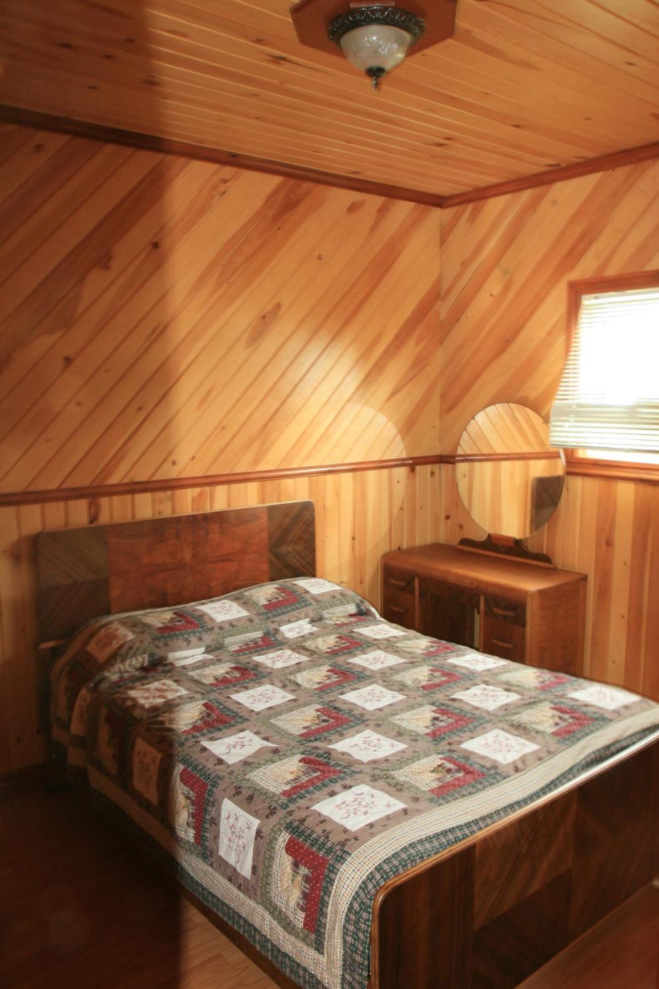 Motel Et Chalets Bo-Fleuve Evangeline Saint-Siméon Room photo